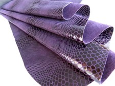 Lederhaut SCHLANGE Lila Schwarz 135x40 1,2mm Rindleder Dickleder Kuhfell LARP