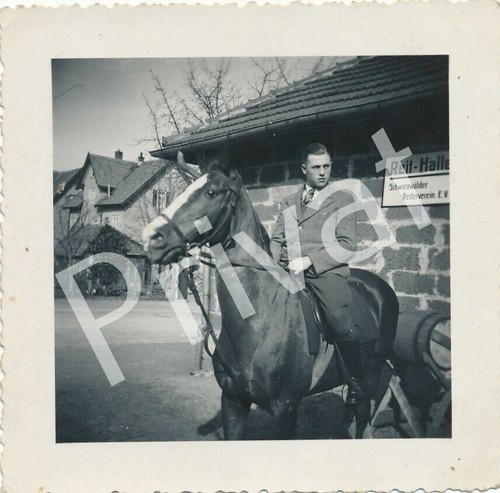 Foto soldat auf - 2, pferd