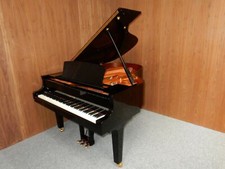 YAMAHA C3 GROSSKLAVIER UM 30 JAHRE ALT. MIT 5 JAHREN GARANTIE.