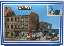 POLA 166 Stadthaus Ruine mit