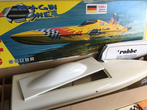 Robbe 1174 magic - robbe, rennboot