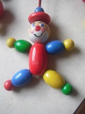 HOLZ-MOBILE=KINDER MUSS MAN UNTERHALTENdenn DAS REGT FANTASIE+BEOBACHTUNSGABE AN