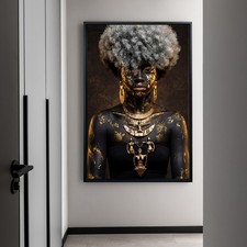 Afrikanische Frau trägt