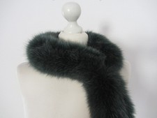 Edler Fell Pelz Schal Kragen gefärbter Polarfuchs Echtfell dkl. grün