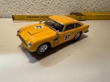 Carrera Evolution 25736 Aston