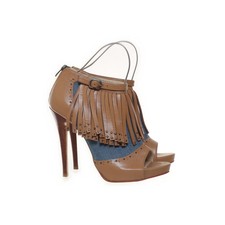 Fersengold, Stiefeletten