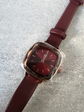 NEU - Damenarmbanduhr Fulda Burgund - Palast DE15303584