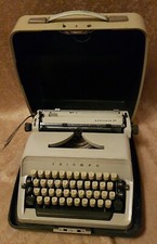 Schreibmaschine Adler Triumph