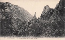 83 L ESTEREL NADUILLES DES