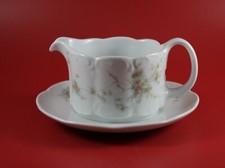 Rosenthal  Monbijou Grüne Ranke Sauciere 0,35 L. mit Unterteil - Hotel Porzellan