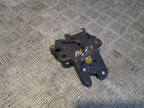 Audi 8h 2005 lock - audi,