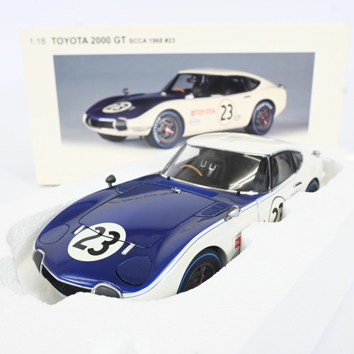 Autoart toyota 2000gt - 1/18,