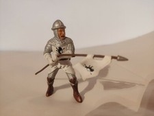 Ritter Figur mit Rüstung Fahne 8cm hoch Simba chips flexibler Kunststoff Sammler