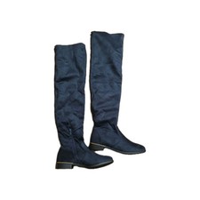 Neue schicke dunkelblaue