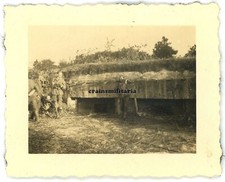 Orig. Foto 9.ID Soldaten mit russische Bunker in Russland 1941