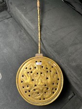 Antiker Bettwärmer aus Messing mit Holzgriff – dekoratives Sammlerstück