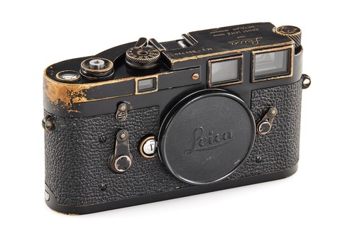Leica black paint second - leica,