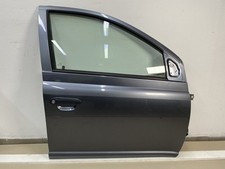 Toyota Yaris Tür vorn Rechts