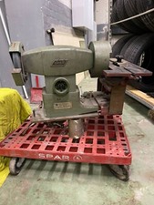 Werkzeugschleifmaschine