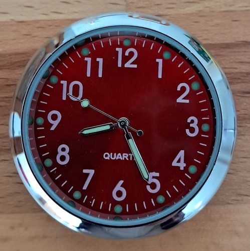 Quarzuhr mit einwegbatterie - quarzuhr,