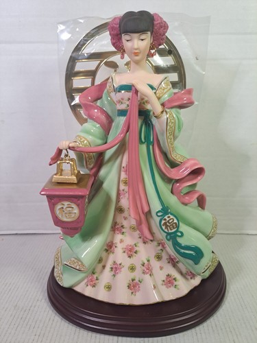 Danbury mint lena - danbury, liu