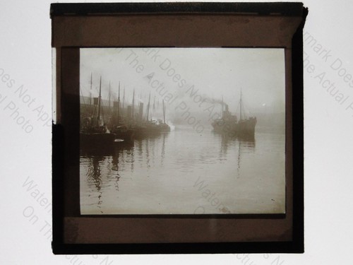 Foggy harbour dampfschlepper - harbour,