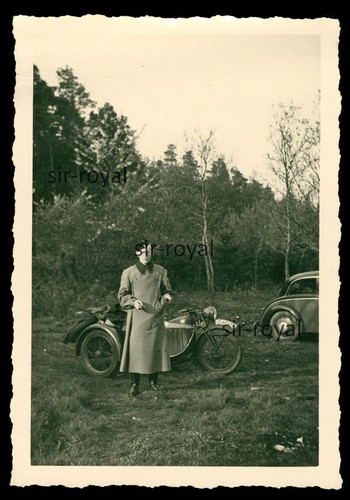 Wehrmacht soldat vor motorrad - soldat,