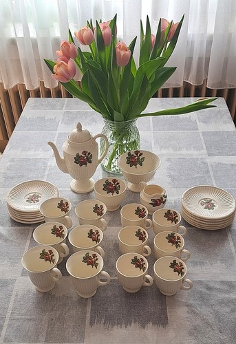 Wedgewood moss rose - wedgewood,