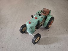 Traktor Zetor 25, hellgrün, 1:25, Blechmodell, Uhrwerkantrieb, Kovap