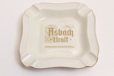 Aschenbecher Im Asbach Uralt