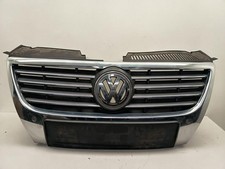 VW Passat 3C Variant Bj 2006 original Grill Kühlergrill mit PDC in Chrom