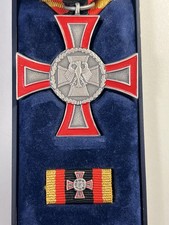 Orden ehrenkreuz der - orden,