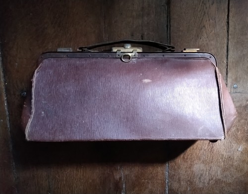 Alte hebammen arzt tasche 30er - hebammen/arzt,