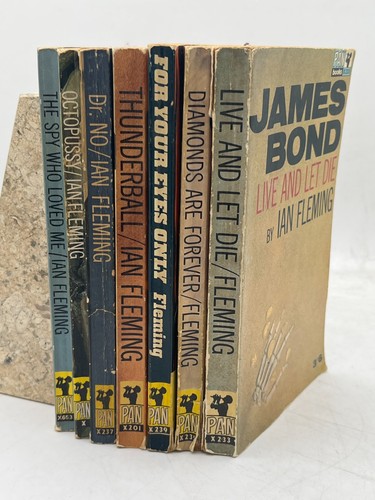 Mixed lot james - lot,