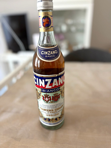 Cinzano bianco wermut flasche - cinzano,