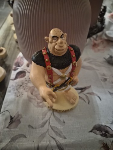 Asterix und seine welt - asterix, plastoy