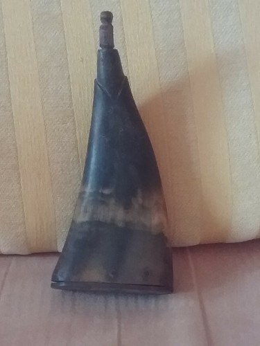 Pulverhorn antik aus horn - antik,