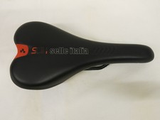 Fahrradsattel "Selle Italia" MTB Herren, Farbe Schwarz / Rot