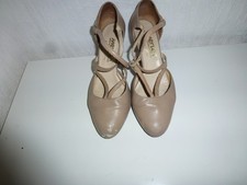 Tanzschuhe Damen, Merlet, Chanis, Gr. 38, beigefarben, geschlossen