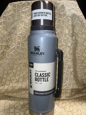 STANLEY Classic Vacuum Thermos