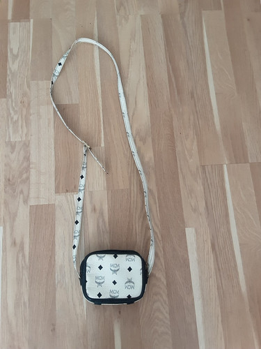 Mcm tasche fast - neu,, weiss
