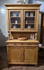 Antikes Küchenbuffet