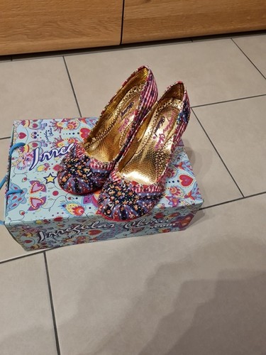 Pumps - , 37