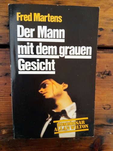 Der mann mit - der, grauen