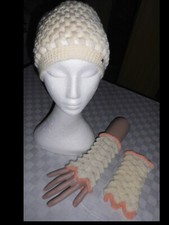   Häkelmütze und Armstulpen