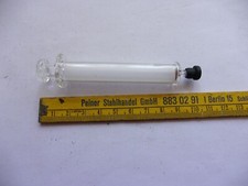 Alte Glas-Spritze aus den 20er-40er Jahren