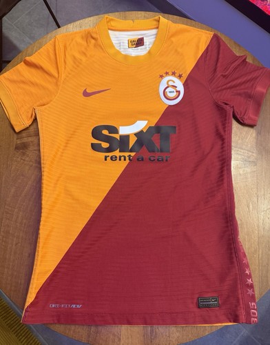 Galatasaray 2021 2022 spieler - 2021/2022,