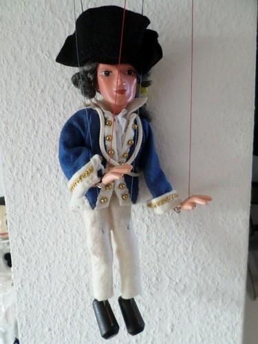 Pelham puppets george - pelham,