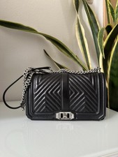 Rebecca Minkoff Chevron Quilted Love Umhängetasche Leder Schwarz NEU