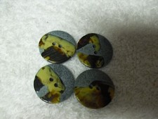 Knöpfe 4 Stück